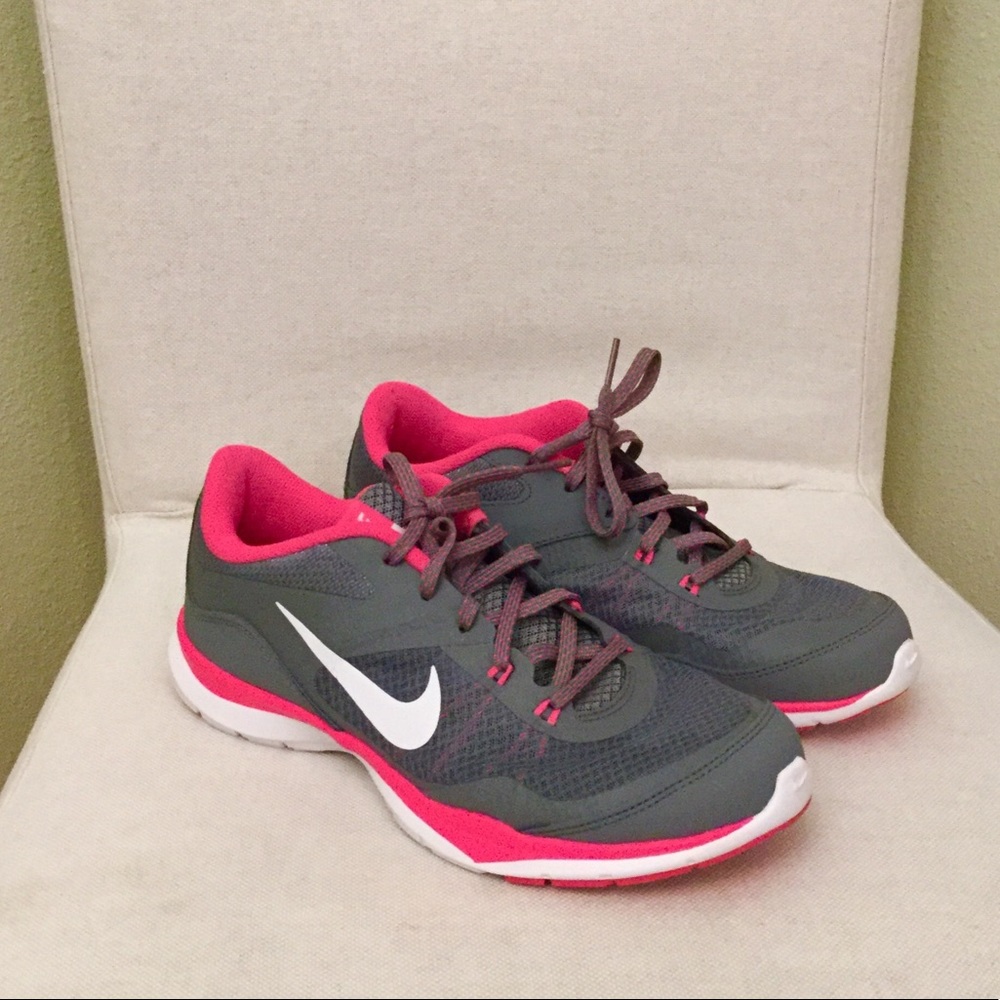 Brand new NIKE SHOES